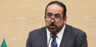 Rafael Micalco propone reformas para proteger datos personales en Puebla