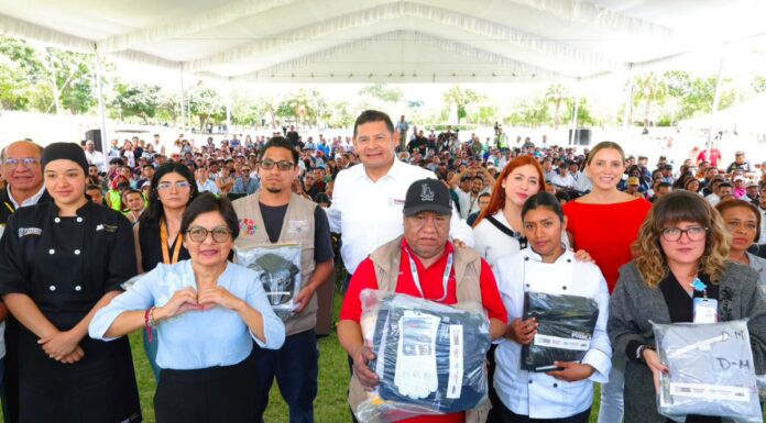 Instalarán luminarias y cámaras en 18 parques estatales