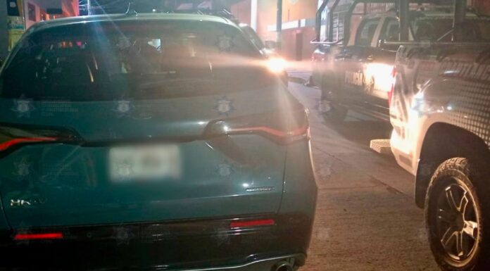 Policías de Cuautlancingo recuperan camioneta robada en San Andrés Cholula