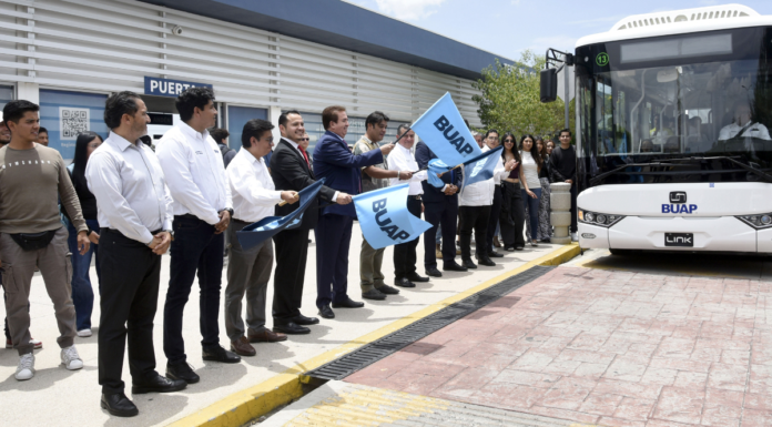 BUAP pone en marcha 31 nuevas unidades del STU