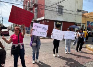 Vecinos de San Pedro Cholula protestan en SOSAPACH por falta de agua