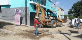 Pepe Chedraui supervisa red de alcantarillado en la Romero Vargas