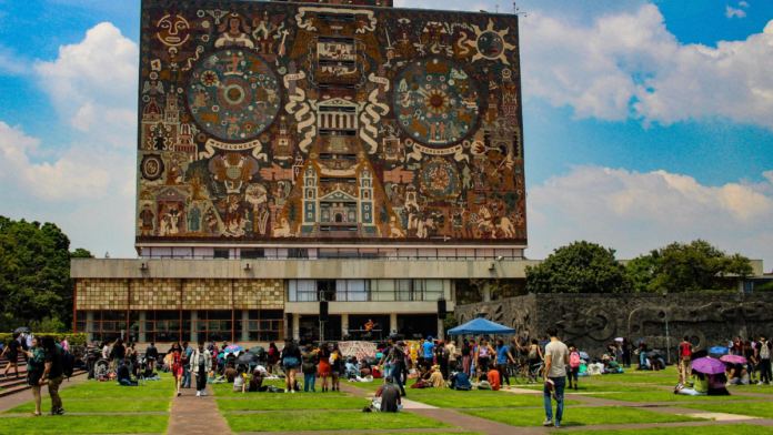 UNAM