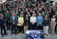 Laura Artemisa García preside graduación en la UTP
