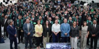 Laura Artemisa García preside graduación en la UTP