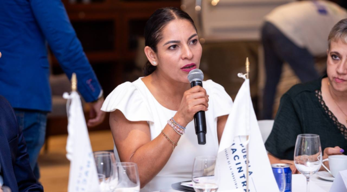 Lupita Cuautle promueve Ventanilla Digital para atraer inversiones