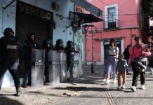 Impiden instalación de ambulantes en corredor 5 de Mayo y ciclovía