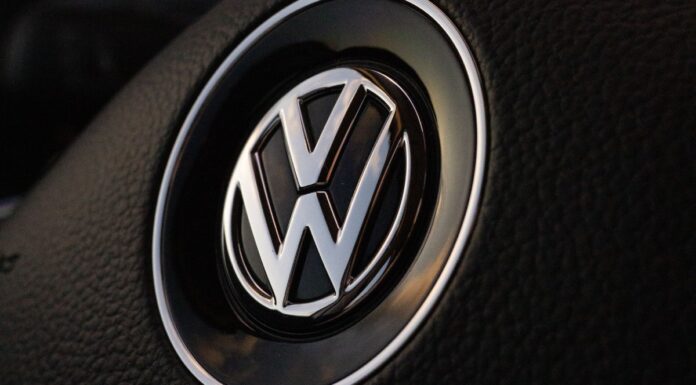 VW y sindicato acuerdan prórroga en emplazamiento a huelga
