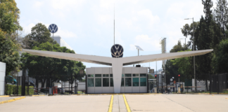 Gobierno estatal no intervendrá en negociación entre VW y sindicato