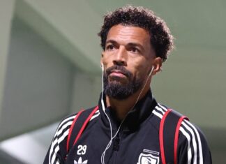 Vozinha esperó tres semanas para poder debutar en Colo Colo