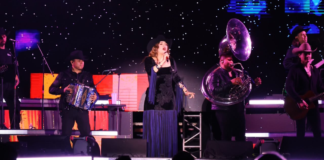 Yuridia llena de música y emoción la 84 Gran Feria de la Manzana
