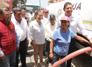 Refuerzan abasto de agua con 100 pipas para familias poblanas