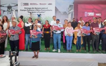 Armenta entrega apoyos al campo en Chila de las Flores