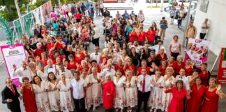DIF Puebla concluye actividades del Mes del Adulto Mayor con danzón