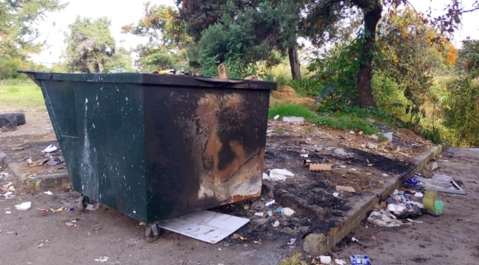 Se incendia contenedor de basura en Bosques de San Sebastián