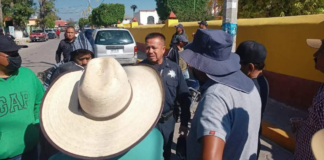 Pobladores de Zoyapetlayoca exigen salida de la Ruta 22