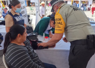 Feria de la Paz acerca servicios médicos a familias de Chignahuapan