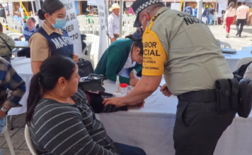 Feria de la Paz acerca servicios médicos a familias de Chignahuapan