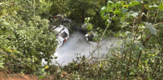Pipa de gas LP vuelca y deja un lesionado en Huauchinango