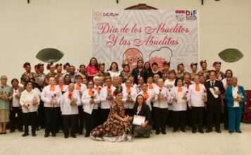 “Siempre son nuestra guía”: Bety Sánchez festeja a las y los abuelitos de Zacatlán