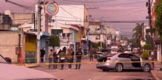 Asesinan a un hombre dentro de su automóvil en San Martín Texmelucan