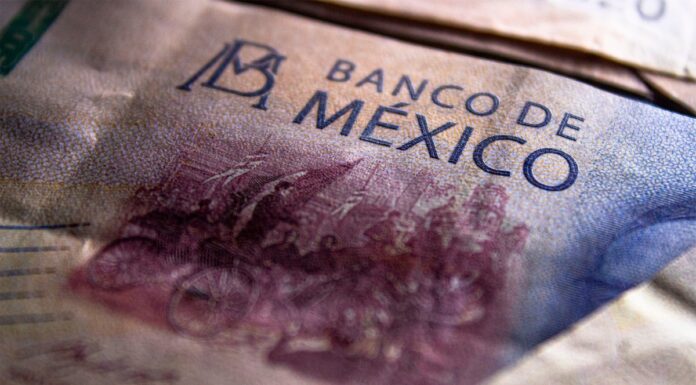 IBERO Puebla: brecha salarial de género global llega al 23%