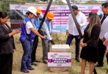 Lupita Cuautle inicia construcción de barda perimetral en Telesecundaria Otilio Montaño