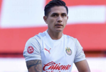Exhiben a futbolista mexicano por querer ingresar a grupos de apuestas
