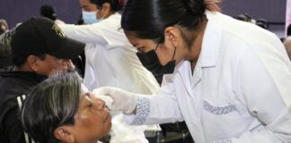 Suman mil cirugías gratuitas de cataratas y pterigión en Puebla