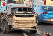 Chocan automóvil y tráiler en la México-Puebla