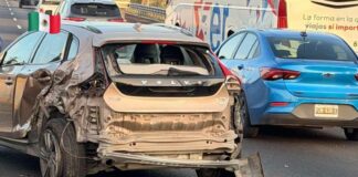 Chocan automóvil y tráiler en la México-Puebla