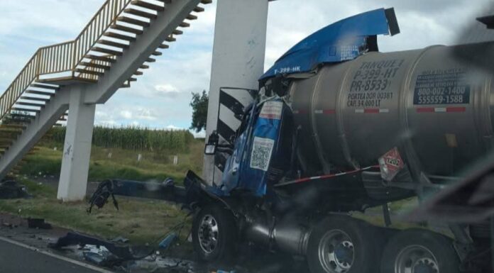 Conductor muere tras impactarse contra puente en la México-Puebla
