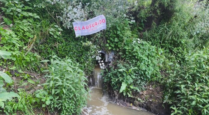 Clausuran cuatro puntos de descargas de aguas residuales en afluentes del Atoyac