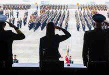 Sheinbaum conmemora 50 años del Heroico Colegio Militar