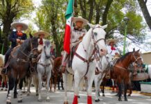 Texmelucan conmemora Día Nacional del Charro con desfile