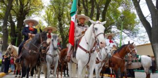 Texmelucan conmemora Día Nacional del Charro con desfile