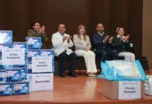 SEDIF entrega dotación de equipo biomédico al Hospital General Zona Norte