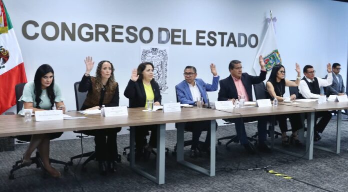 Comisión del Congreso integra expediente por actualidad política en Acatlán