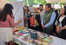 Texmelucan impulsa la lectura con Feria del Libro en el zócalo