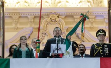 “Vivan las madres buscadoras”, añade Armenta a Grito de Independencia