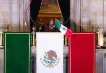 “Viva México libre, independiente y soberano”: Sheinbaum encabeza Grito de Independencia