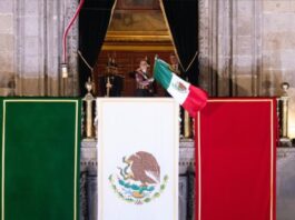“Viva México libre, independiente y soberano”: Sheinbaum encabeza Grito de Independencia