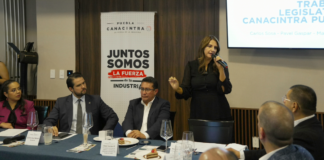 Maiella Gómez destaca avances laborales ante empresarios de Puebla