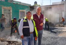 Pepe Chedraui supervisa bacheo en Minerales de Guadalupe