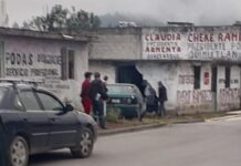 Conductora sin frenos impacta contra vivienda en Quimixtlán