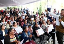 Armenta entrega 6.8 mdp para proyectos en 19 localidades