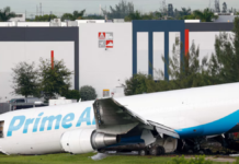Avión de carga se estrella en Miami; deja al menos cinco muertos