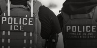 Logran comunicación entre poblano detenido por ICE en EU y su madre
