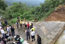 Armenta supervisa atención a puntos carreteros afectados en la Sierra Norte