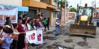 Tonantzin Fernández arranca rehabilitación en calles de Momoxpan y Cuachayotla